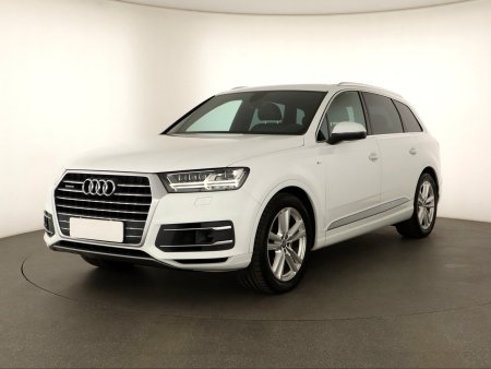 Audi Q7, 2018 - pohled č. 3