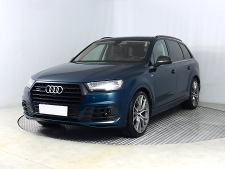 Audi Q7, 2018 - pohled č. 3