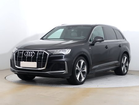 Audi Q7, 2020 - pohled č. 3