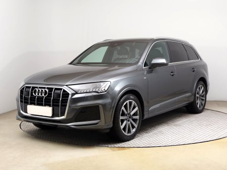 Audi Q7, 2021 - pohled č. 3