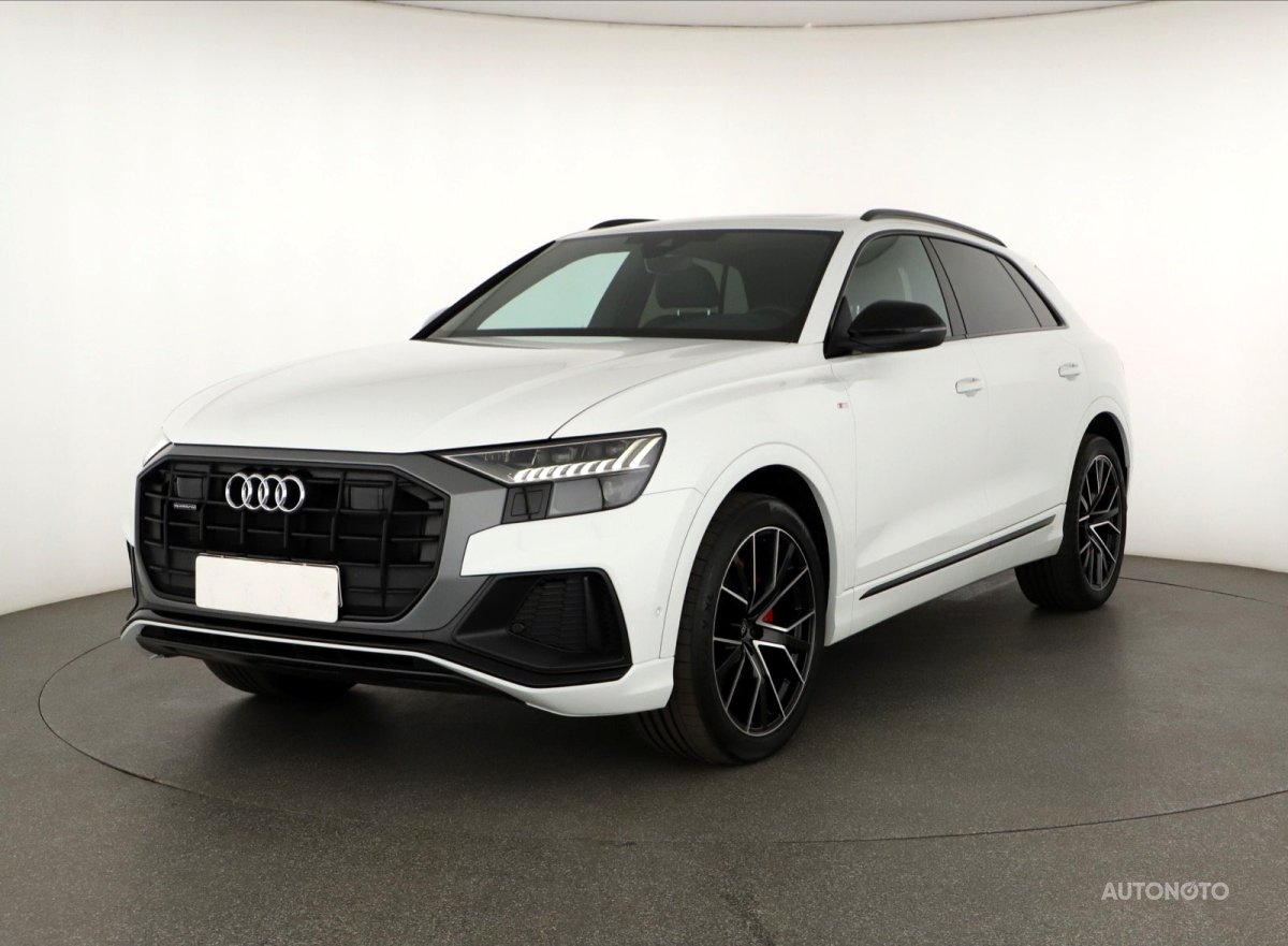 Audi Q8, 2023 - pohled č. 3
