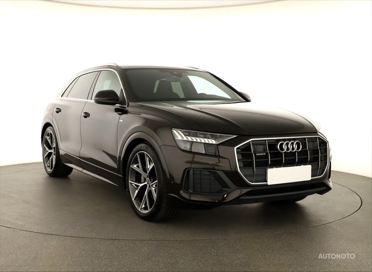 Audi Q8, 2023 - celkový pohled