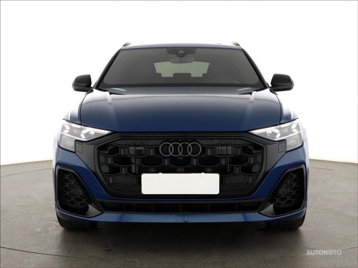 Audi Q8, 2023 - pohled č. 2
