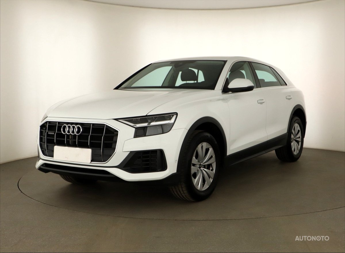 Audi Q8, 2023 - pohled č. 3