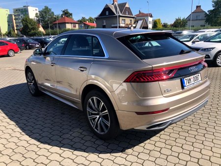 Audi Q8, 2019 - pohled č. 3