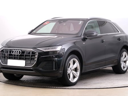 Audi Q8, 2021 - pohled č. 3