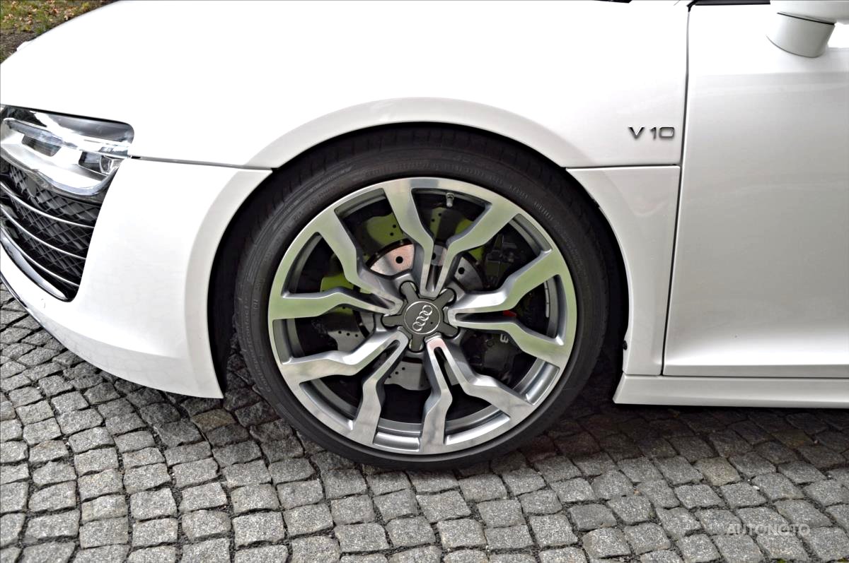 Audi R8, 2014 - pohled č. 4