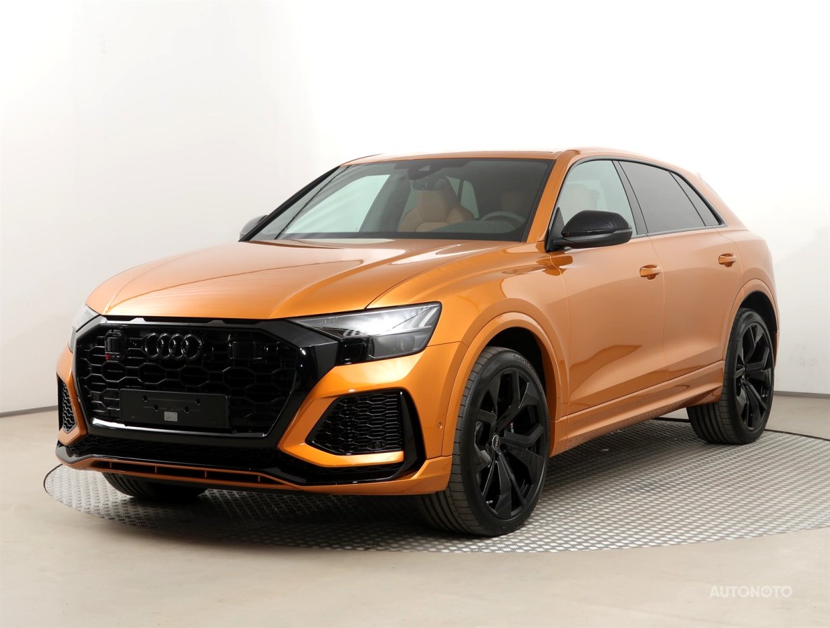Audi RS Q8, 2023 - pohled č. 3