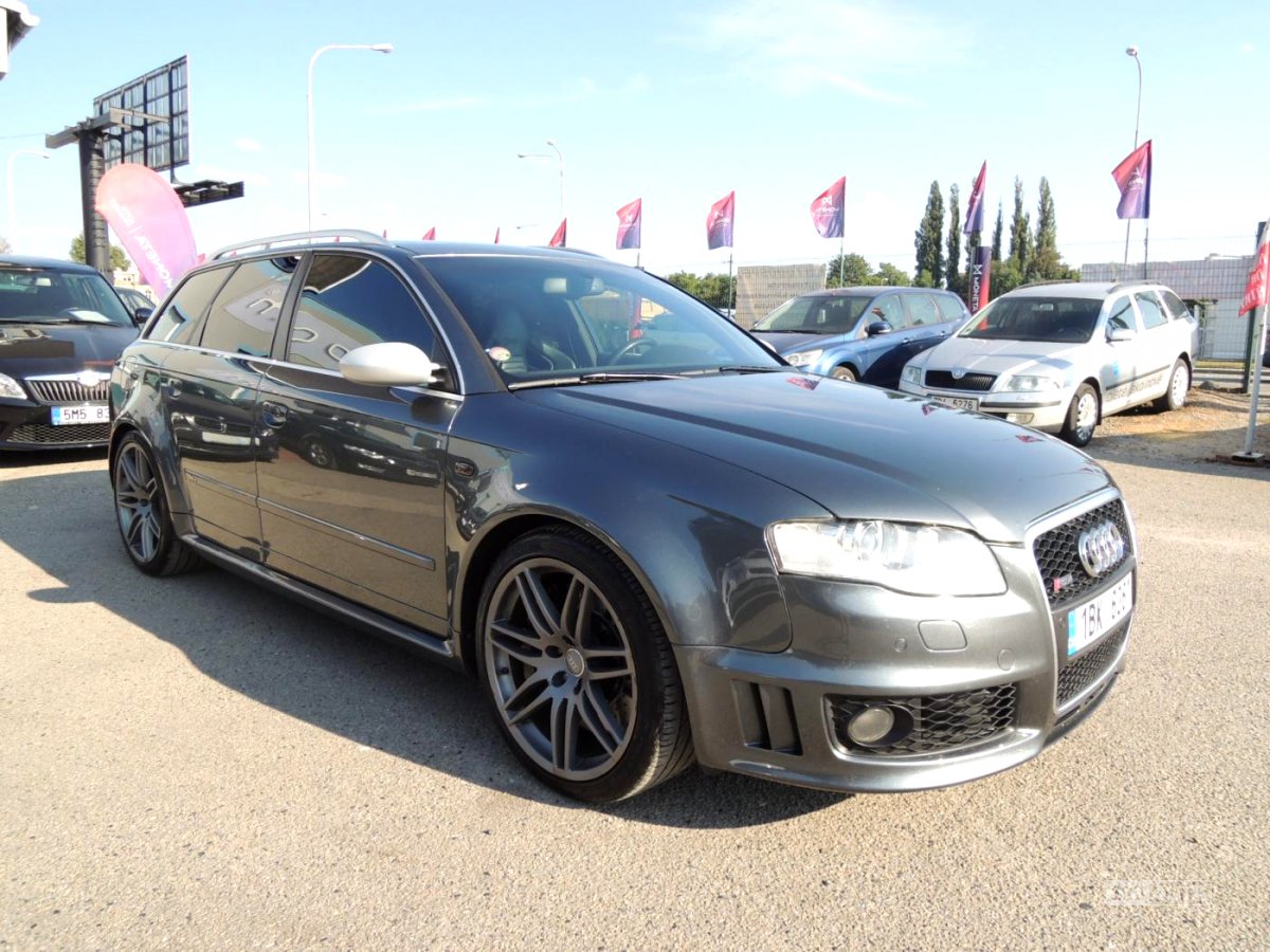 Audi RS4, 2008 - pohled č. 6