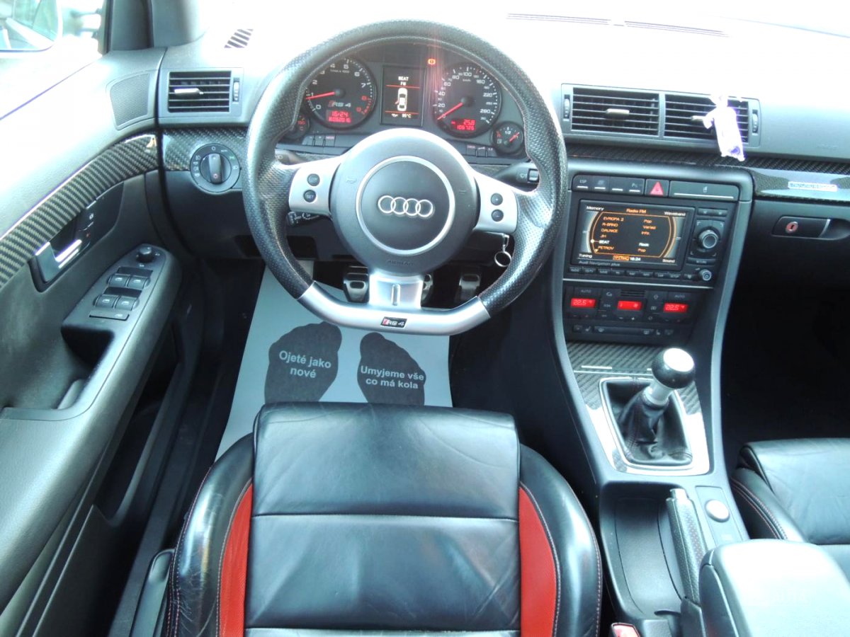 Audi RS4, 2008 - pohled č. 7
