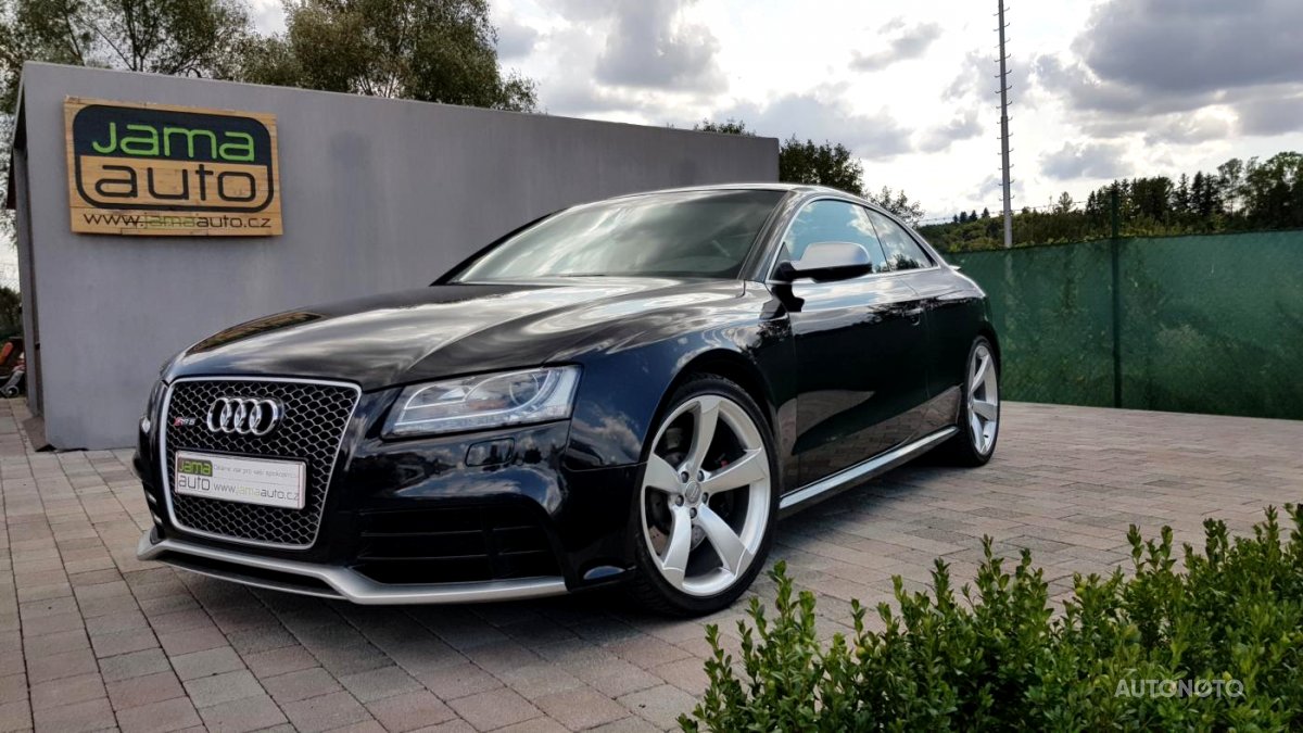 Audi RS5, 2011 - pohled č. 2