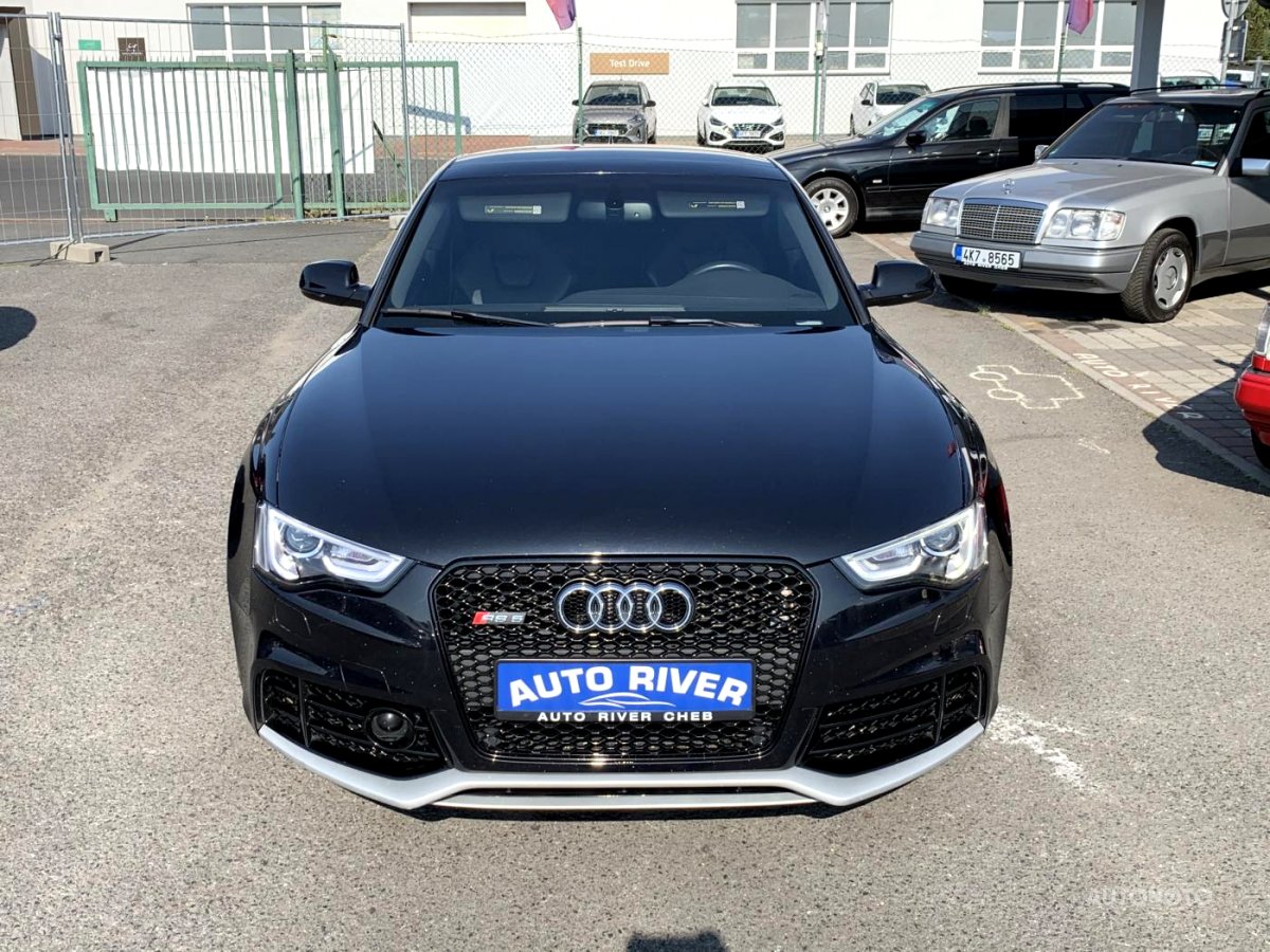 Audi RS5, 2013 - pohled č. 2