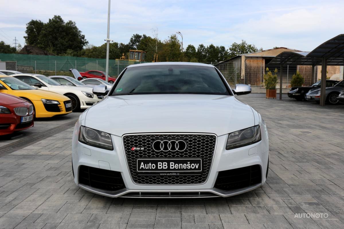 Audi RS5, 2011 - celkový pohled