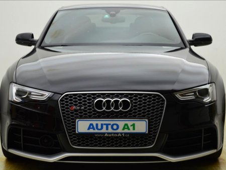 Audi RS5, 2014 - pohled č. 2