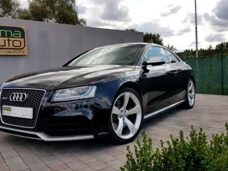 Audi RS5, 2011 - pohled č. 2