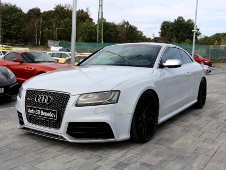 Audi RS5, 2011 - pohled č. 2