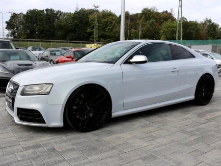 Audi RS5, 2011 - pohled č. 3