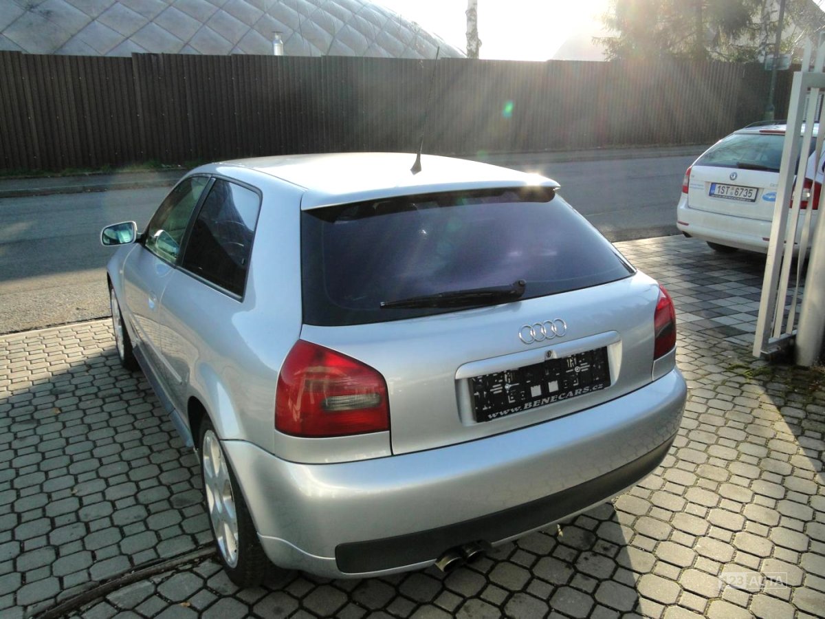 Audi S3, 2000 - pohled č. 3