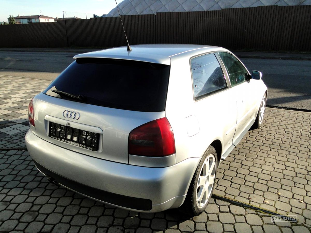 Audi S3, 2000 - pohled č. 5