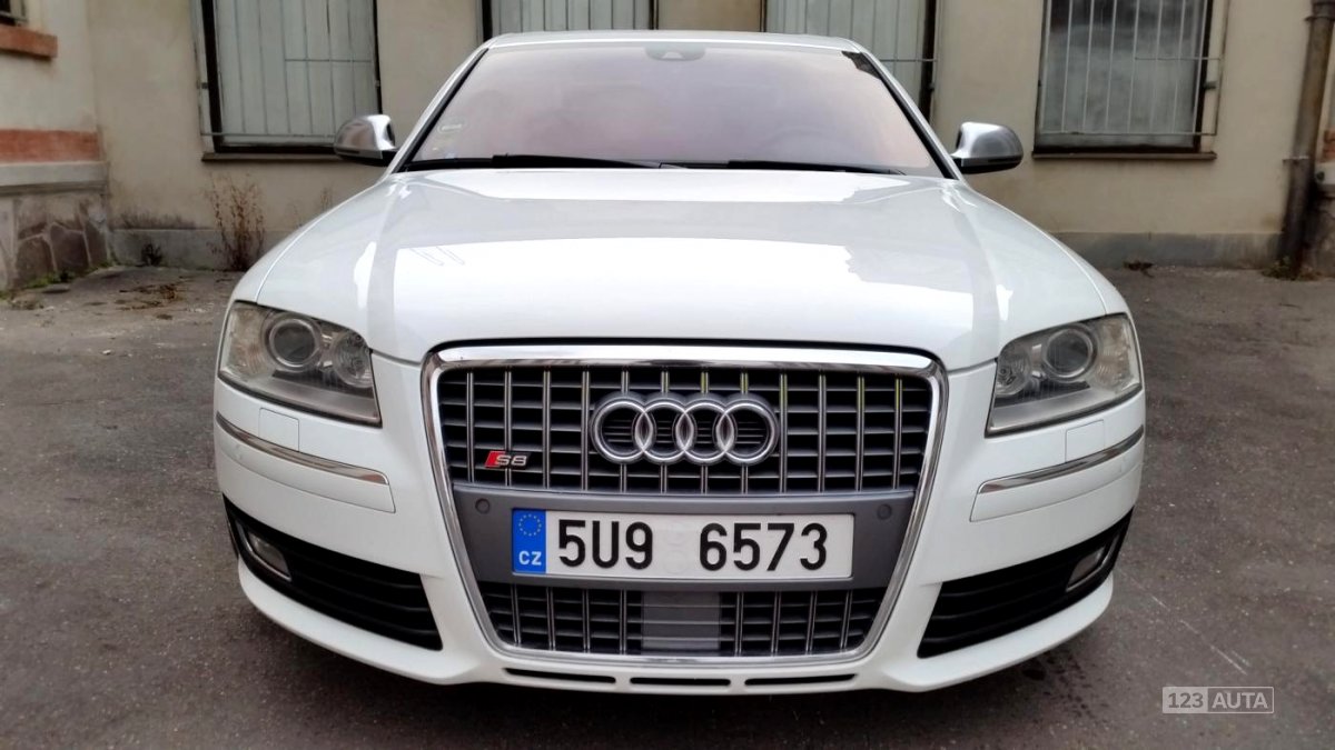 Audi S8, 2008 - pohled č. 4