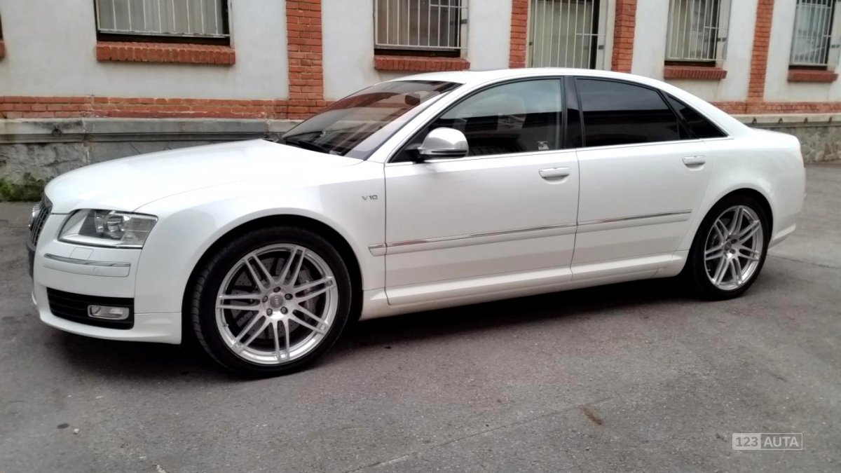 Audi S8, 2008 - pohled č. 8