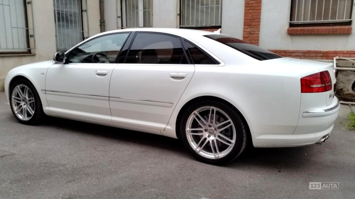 Audi S8, 2008 - pohled č. 9