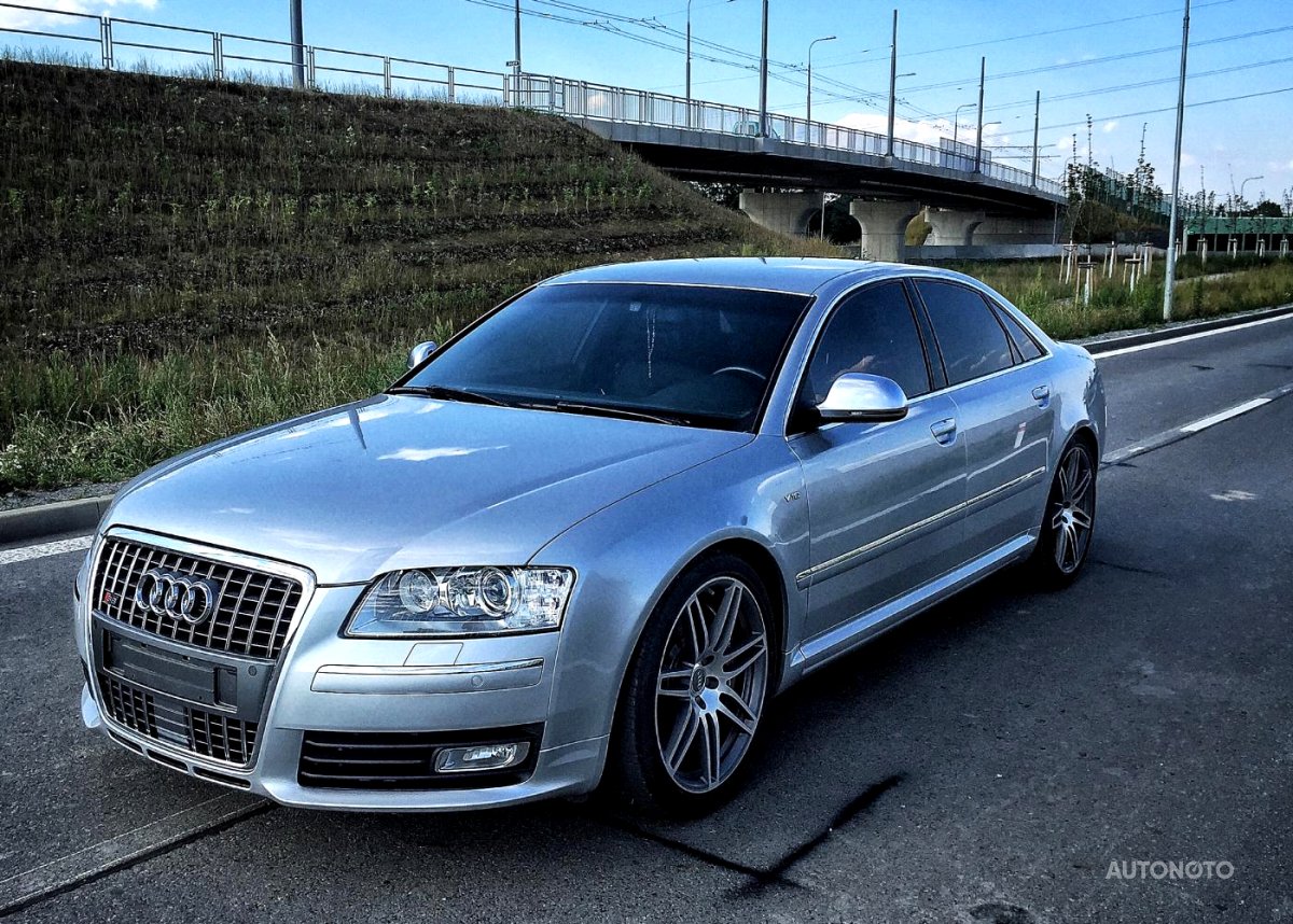 Audi S8, 2008 - pohled č. 3
