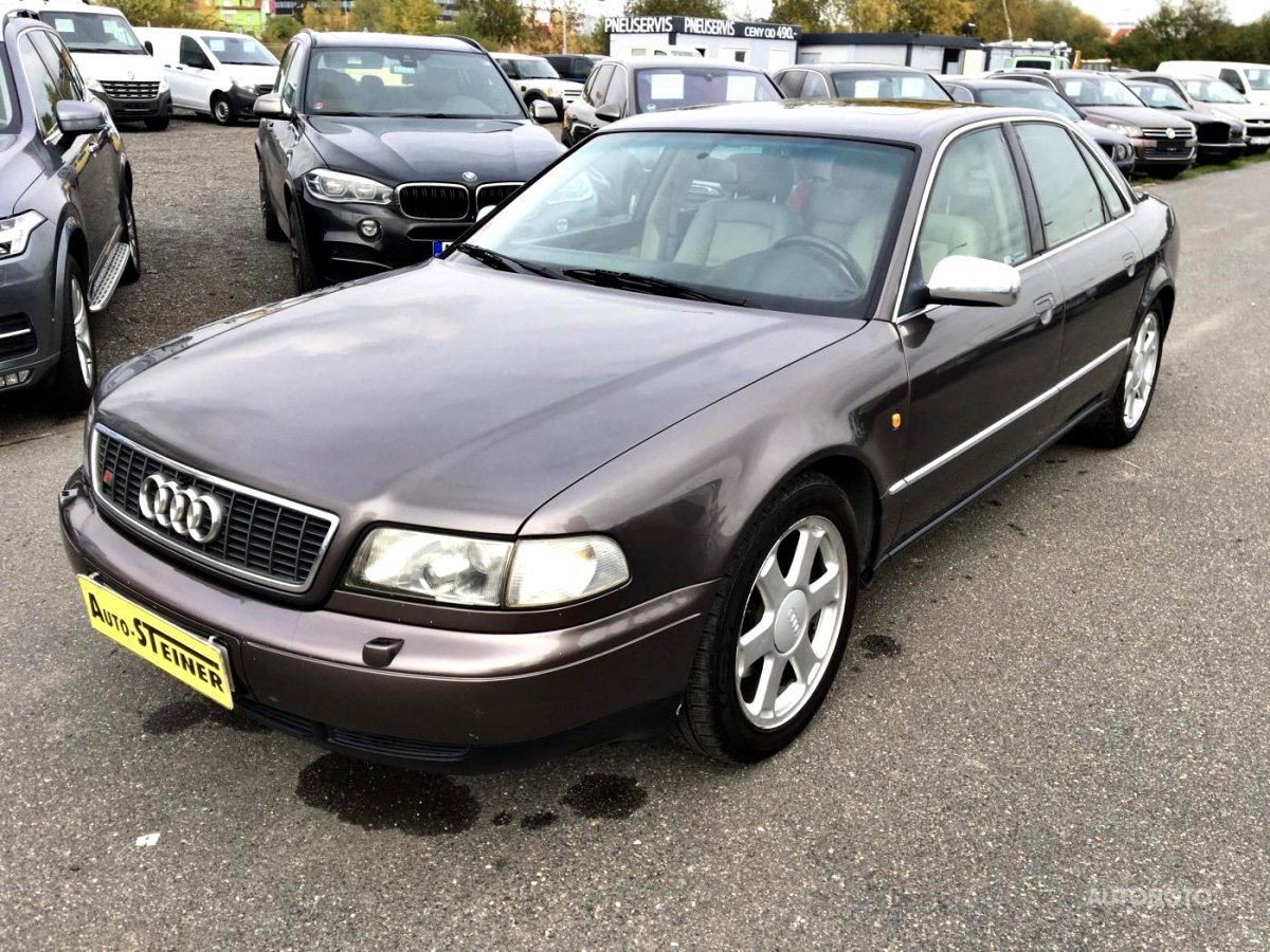 Audi S8, 1998 - pohled č. 2