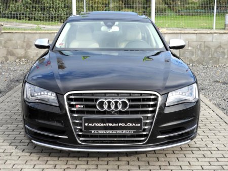 Audi S8, 2012 - pohled č. 3