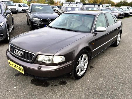 Audi S8, 1998 - pohled č. 2