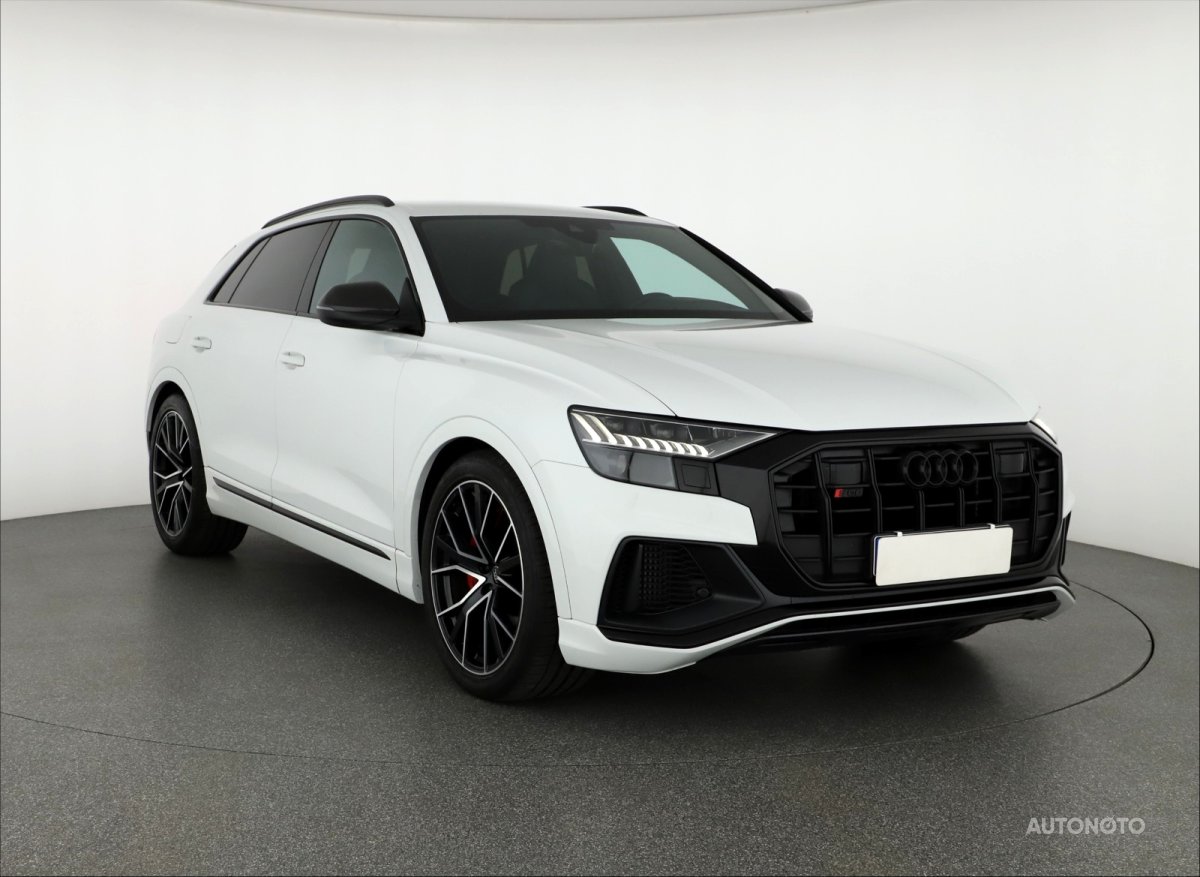 Audi SQ8, 2022 - celkový pohled