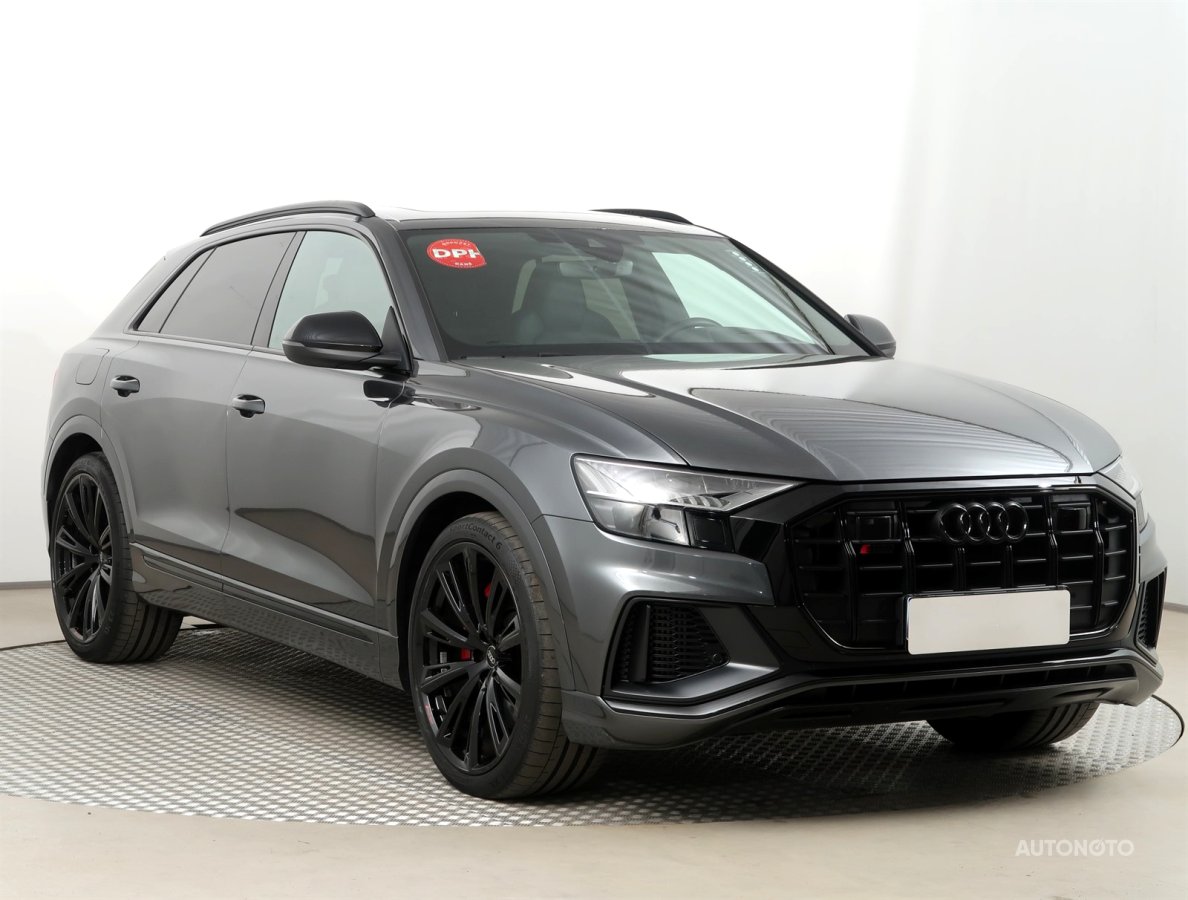 Audi SQ8, 2022 - celkový pohled