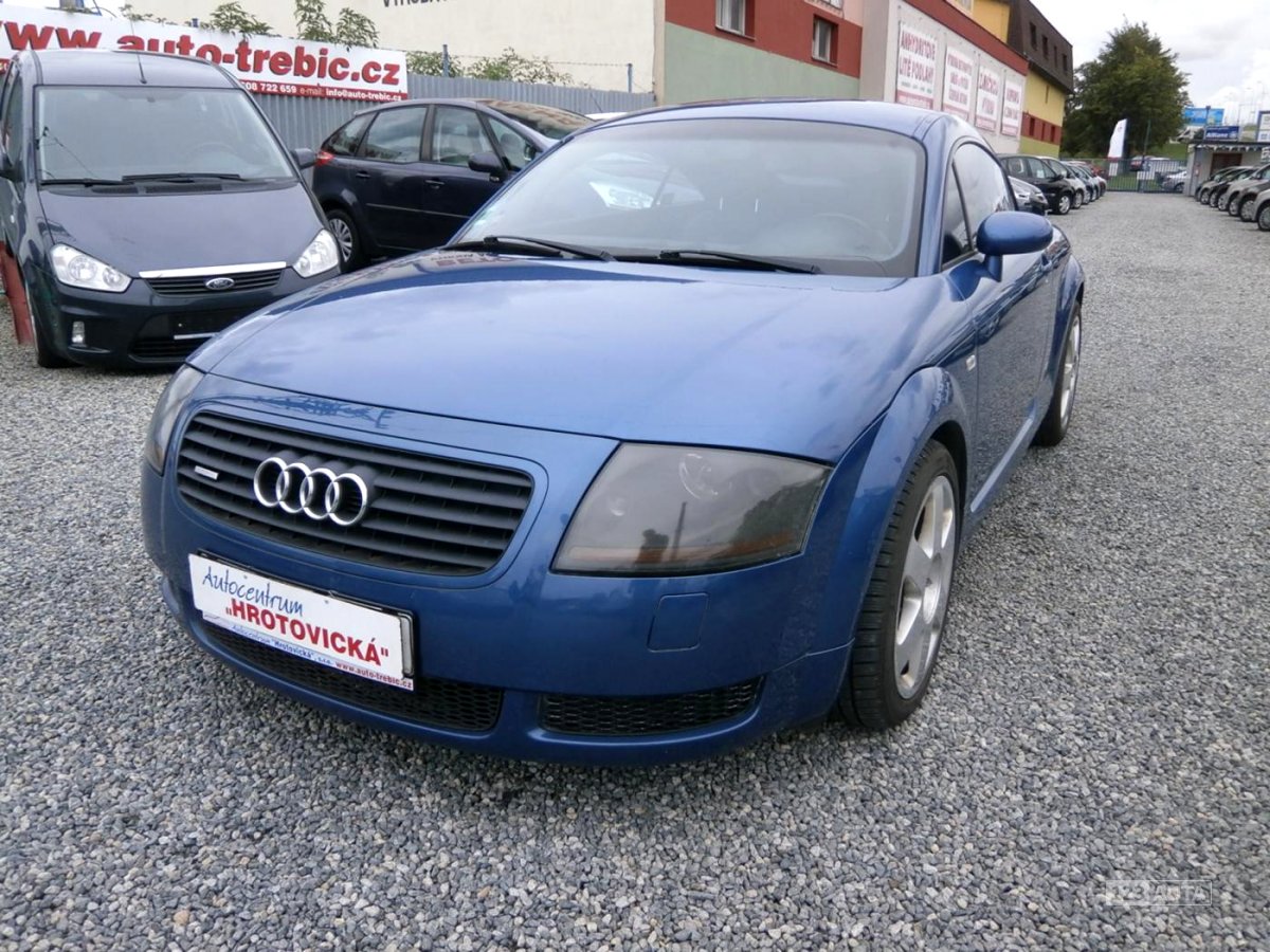 Audi TT, 1999 - pohled č. 2
