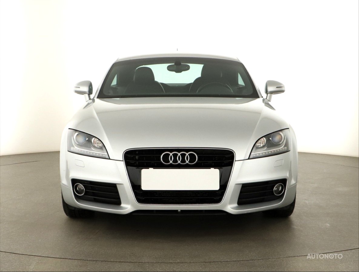 Audi TT, 2010 - pohled č. 2