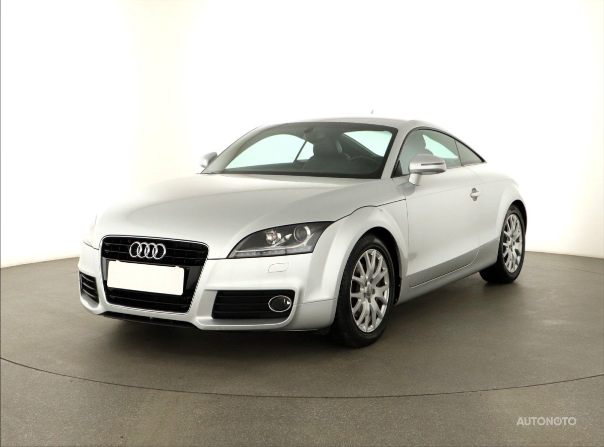 Audi TT, 2010 - pohled č. 3