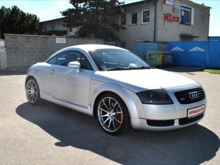 Audi TT, 1999 - pohled č. 3