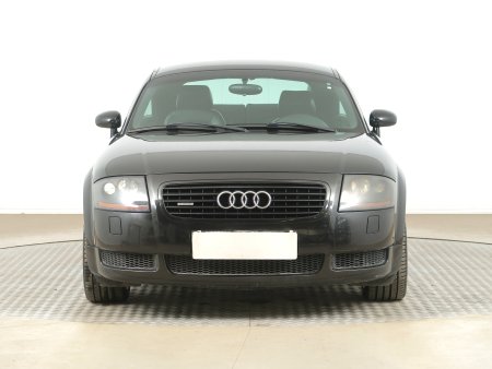 Audi TT, 2000 - pohled č. 2