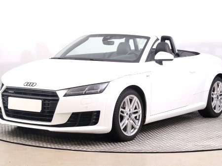 Audi TT, 2015 - pohled č. 3