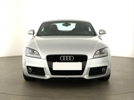 Audi TT, 2010 - pohled č. 2