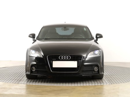 Audi TT, 2011 - pohled č. 2