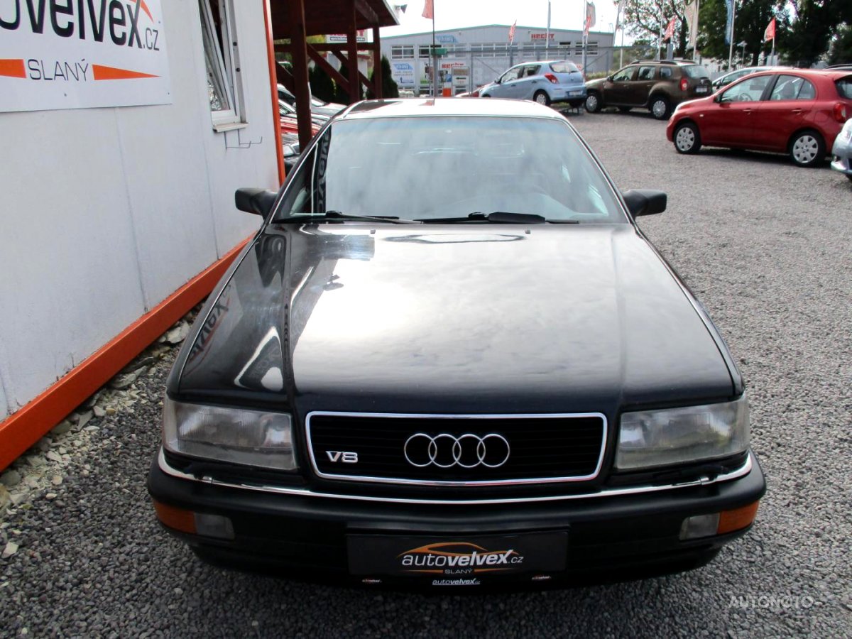 Audi V8, 1990 - pohled č. 8