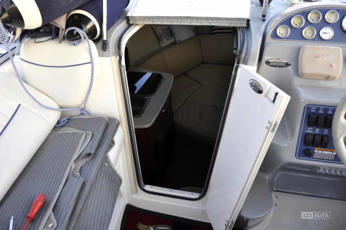 Bayliner 250, 2005 - pohled č. 14