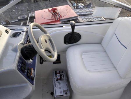 Bayliner 250, 2005 - pohled č. 11