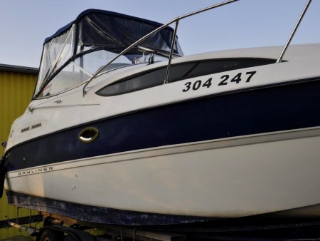 Bayliner 250, 2005 - pohled č. 3