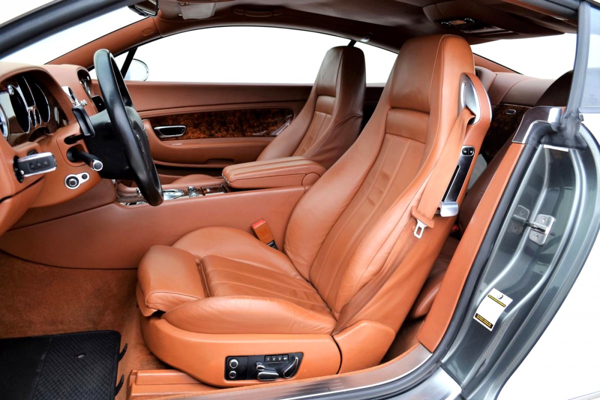 Bentley Continental GT, 2004 - pohled č. 13