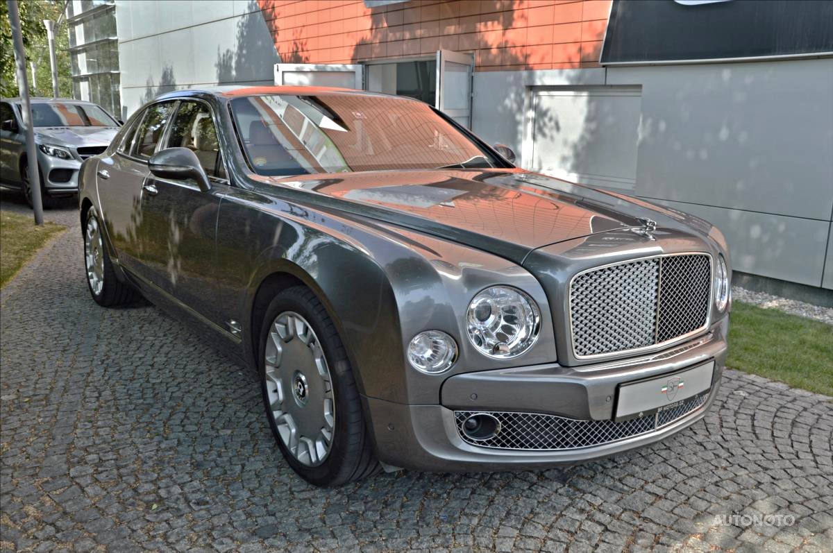 Bentley Mulsanne, 2014 - celkový pohled