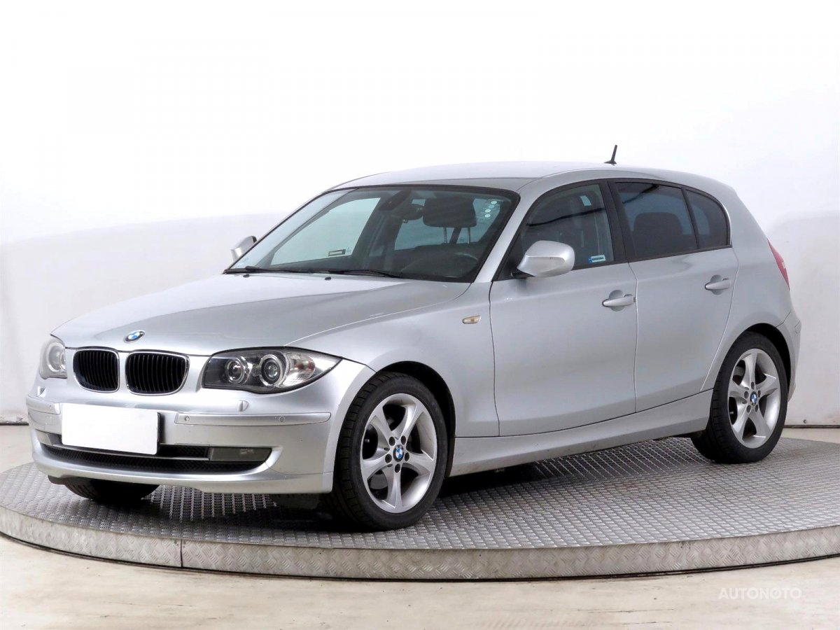 BMW 1, 2010 - pohled č. 3