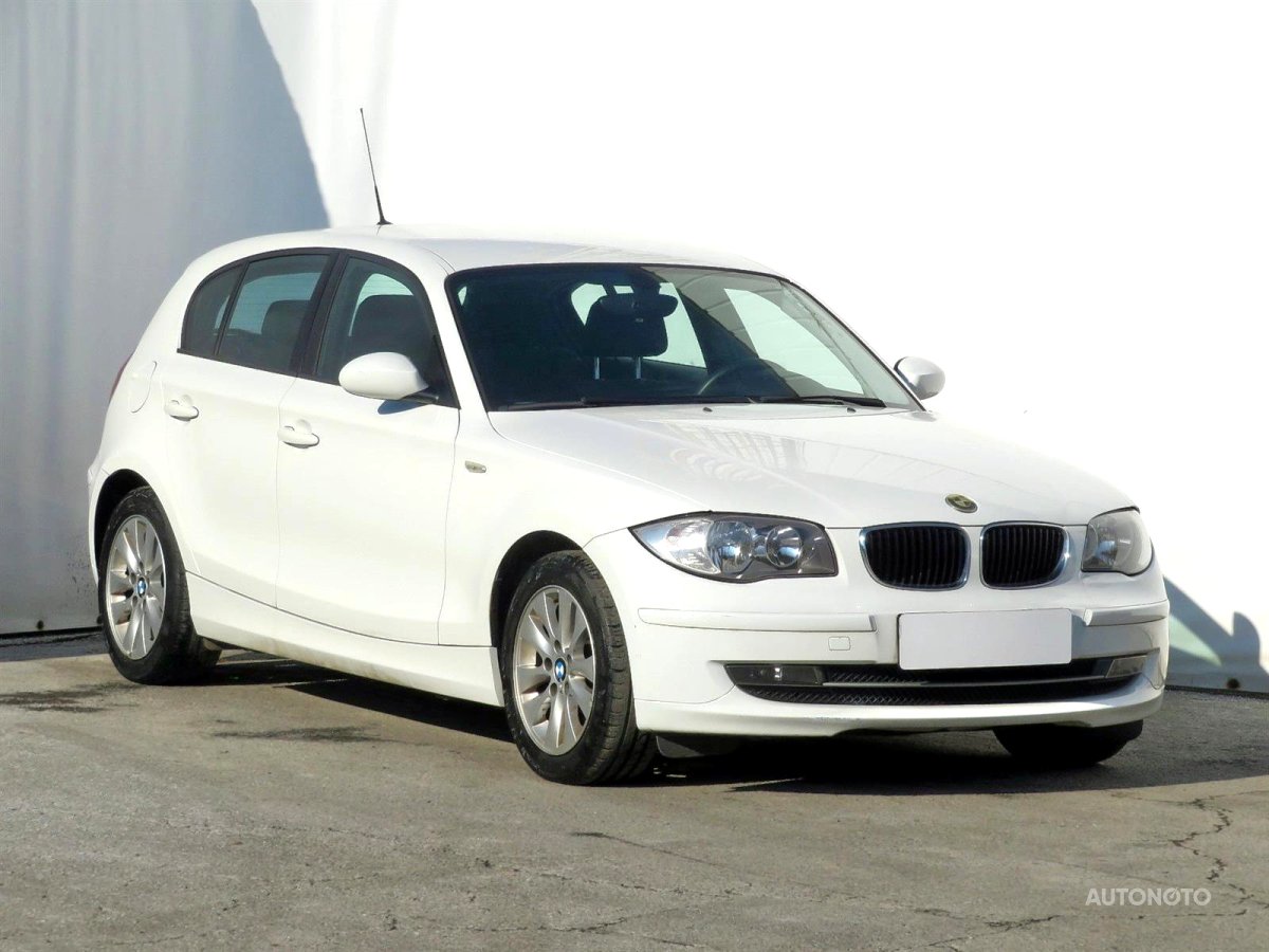 BMW 1, 2009 - celkový pohled