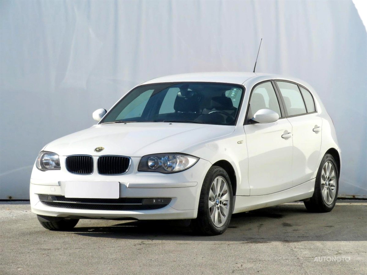 BMW 1, 2009 - pohled č. 3