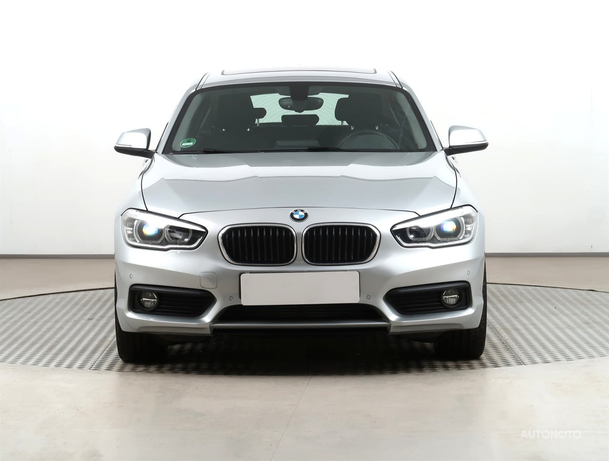 BMW 1, 2016 - pohled č. 2